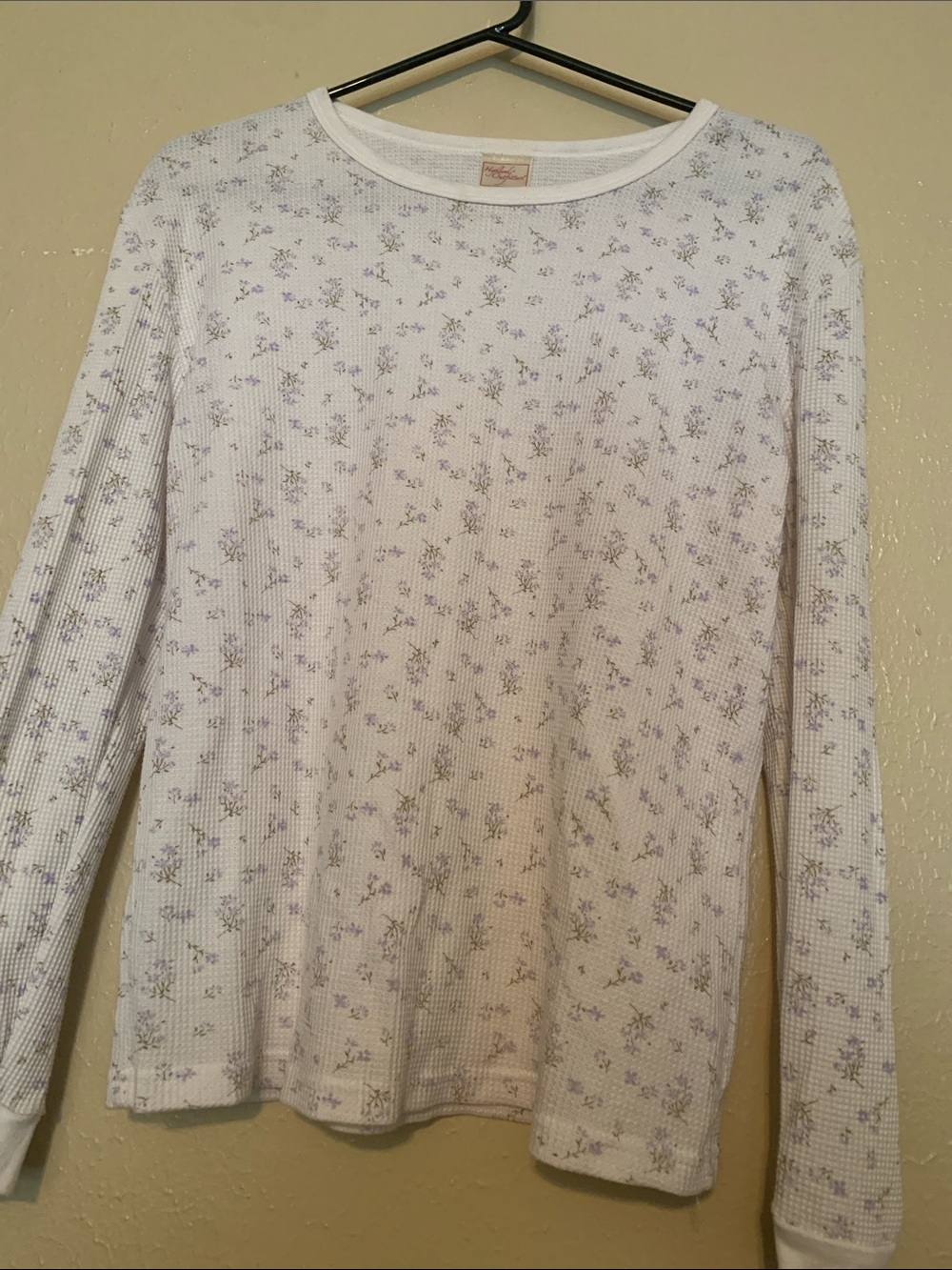 Women’s White Floral Thermal Long-Sleeve Sweater (XL)